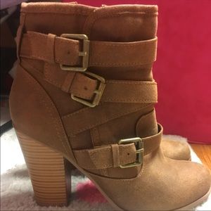 Brown heel boots